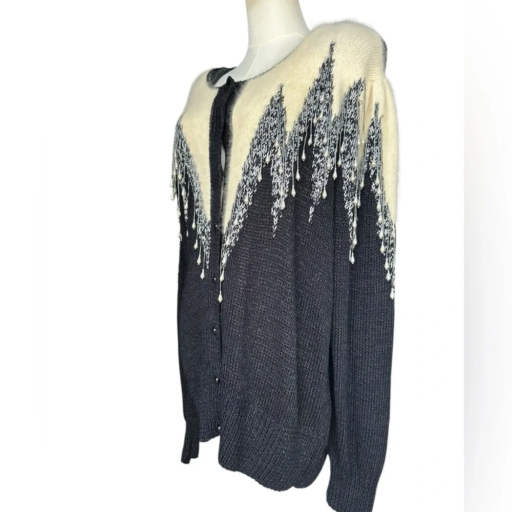 Magnolia Vintage Womens Cardigan Sweater Black Silver Beads Embellished 80’s Med